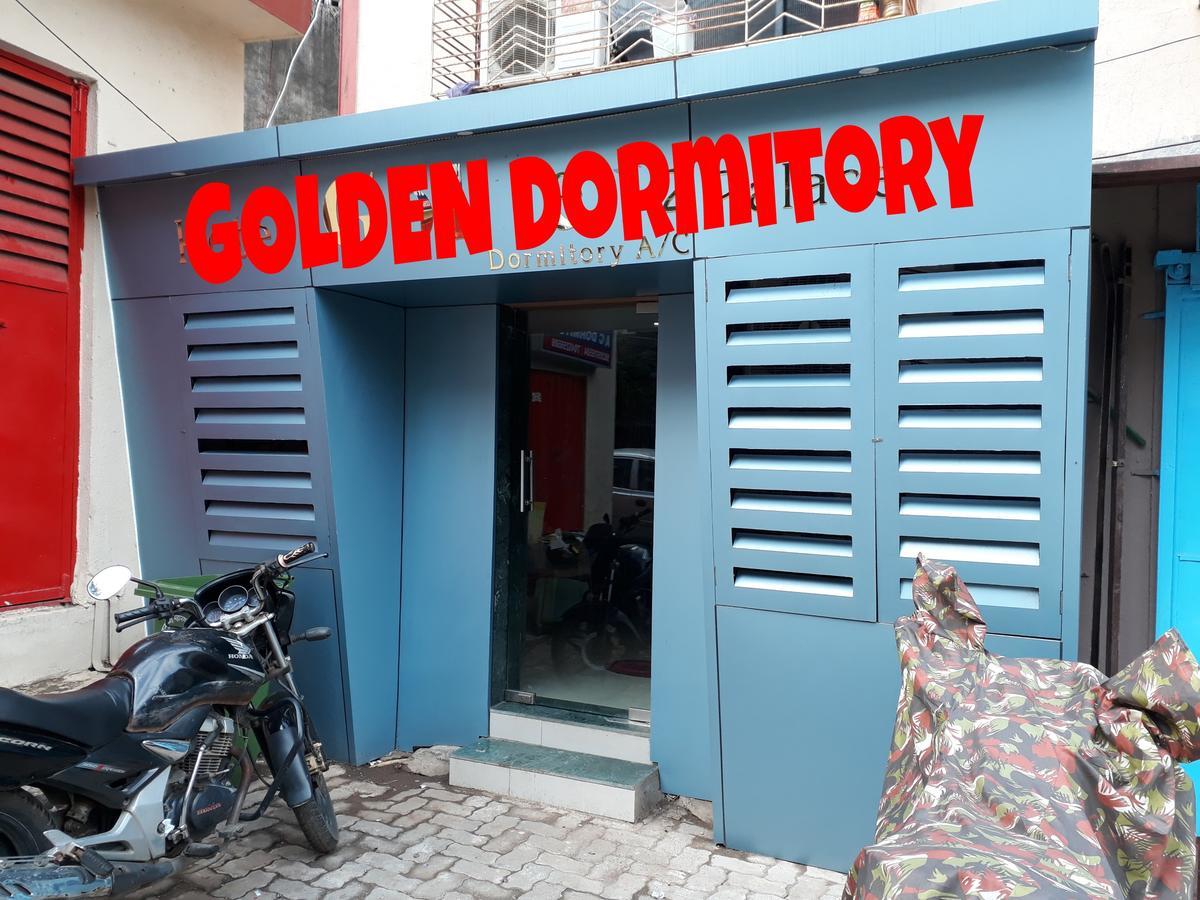 Golden Dormitory Mumbai Exterior foto